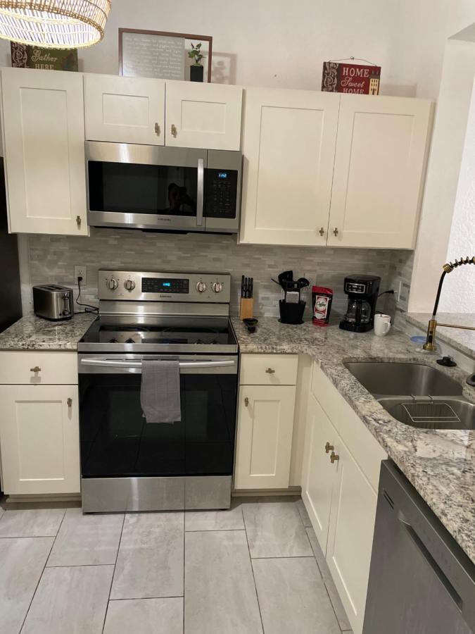 Serene Family Friendly Townhouse In The Wonderful Regal Palms Davenport Eksteriør billede